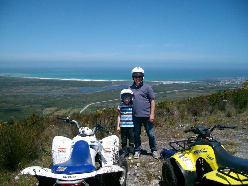 49 On Cliff Hotel Gansbaai Bagian luar foto