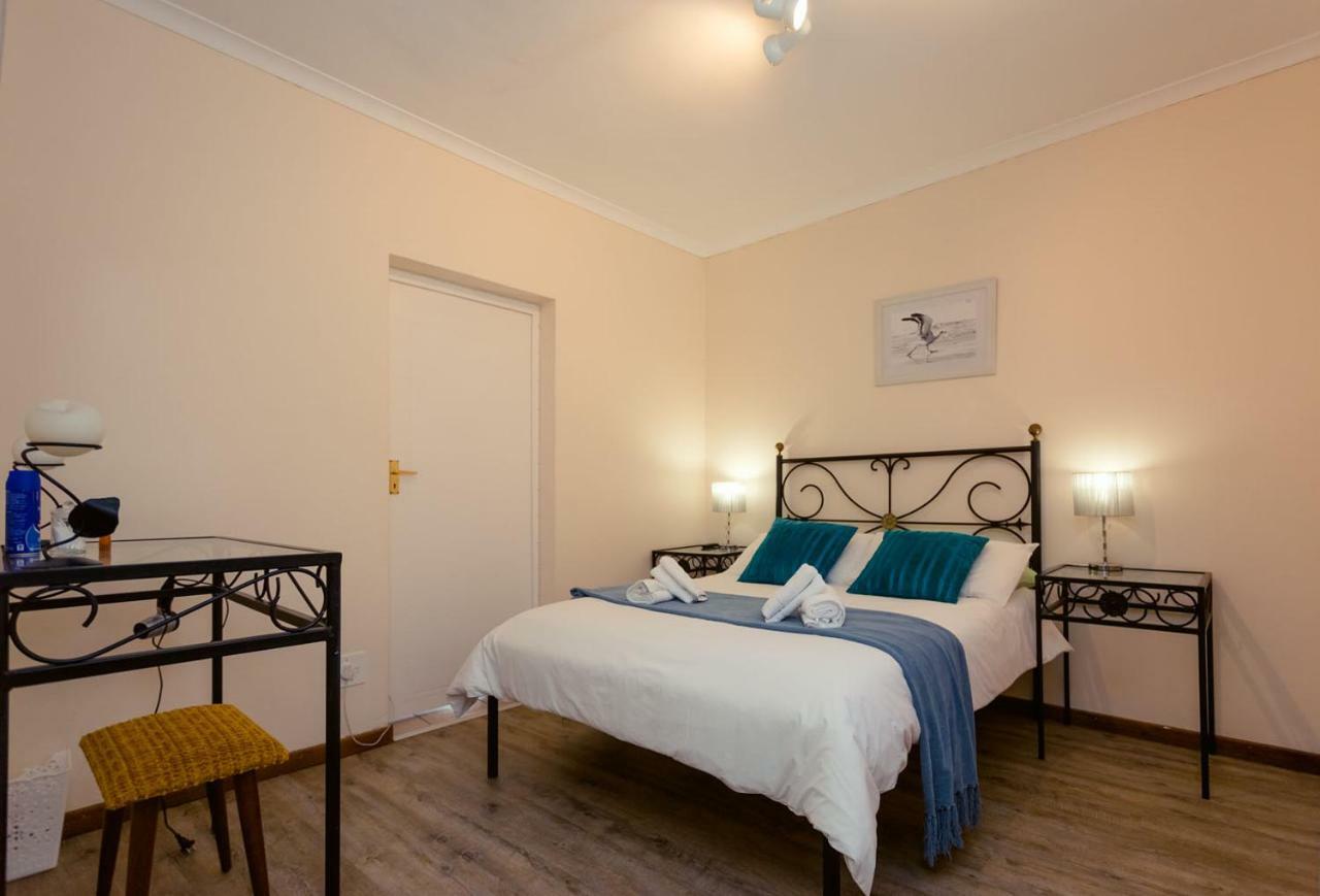49 On Cliff Hotel Gansbaai Bagian luar foto
